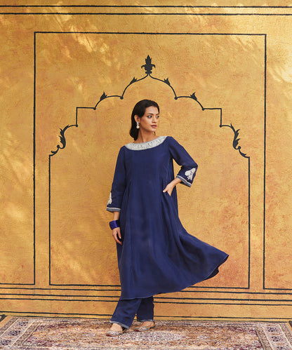 Navy_Blue_Pure_Silk_Tilla_Hand_Embroidered_Suit_With_Pants_And_Dupatta_WeaverStory_04