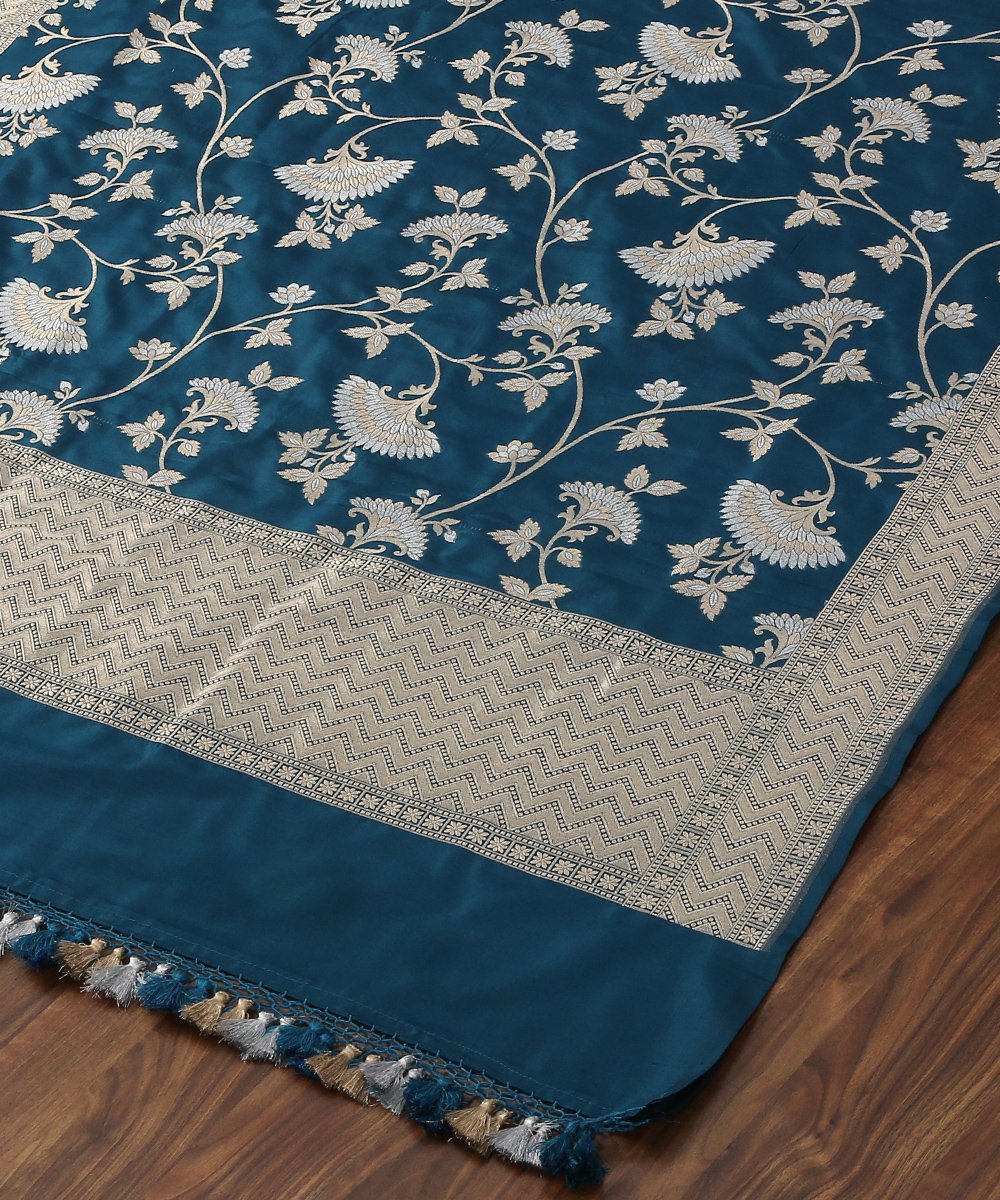 Teal_Blue_Handloom_Cutwork_Banarasi_Dupatta_with_Jangla_Design_WeaverStory_04