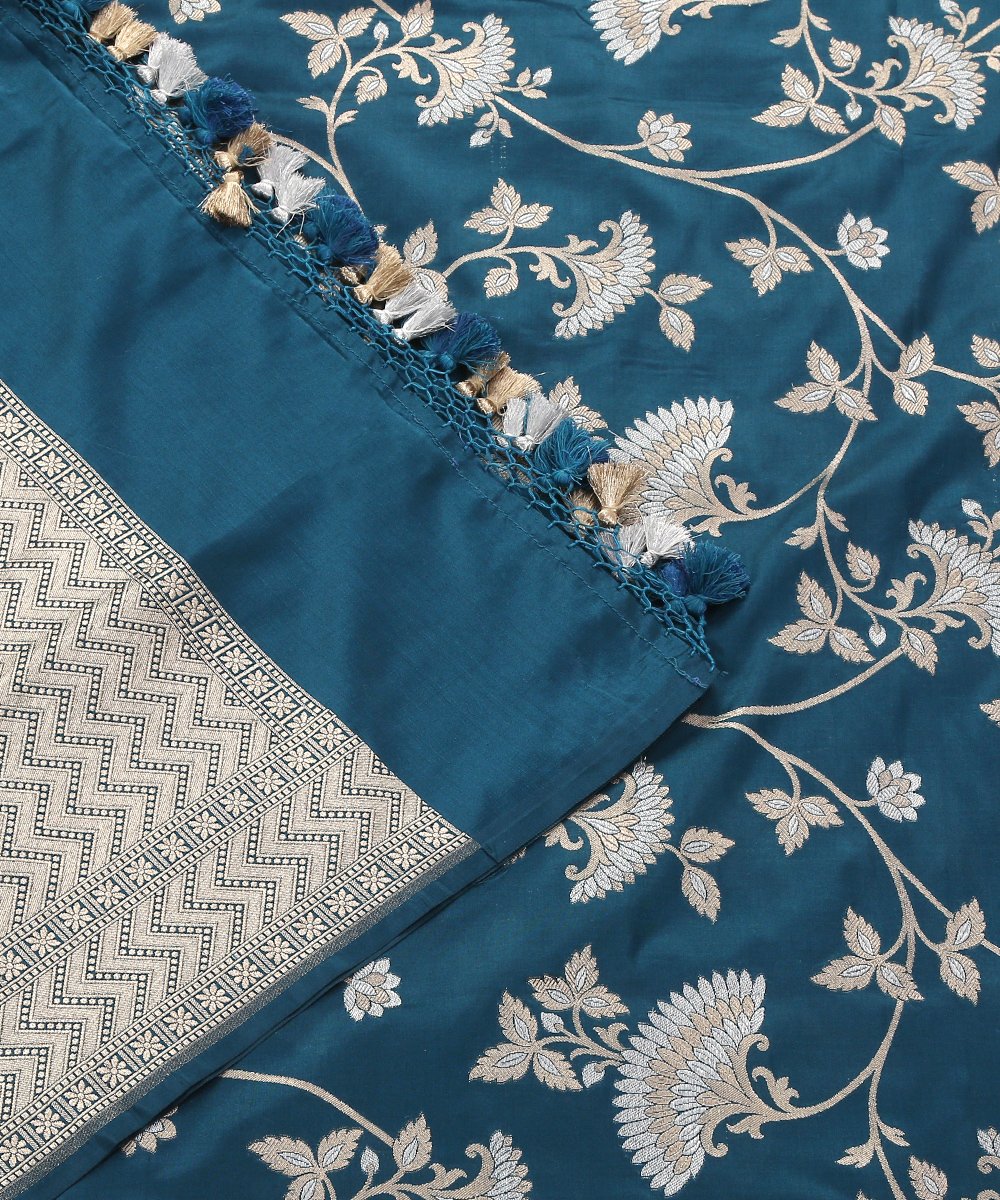 Teal_Blue_Handloom_Cutwork_Banarasi_Dupatta_with_Jangla_Design_WeaverStory_05