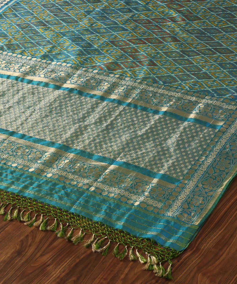 Aqua_Blue_Handloom_Pure_Silk_Ashawali_Patola_Dupatta_with_Floral_Border_WeaverStory_03