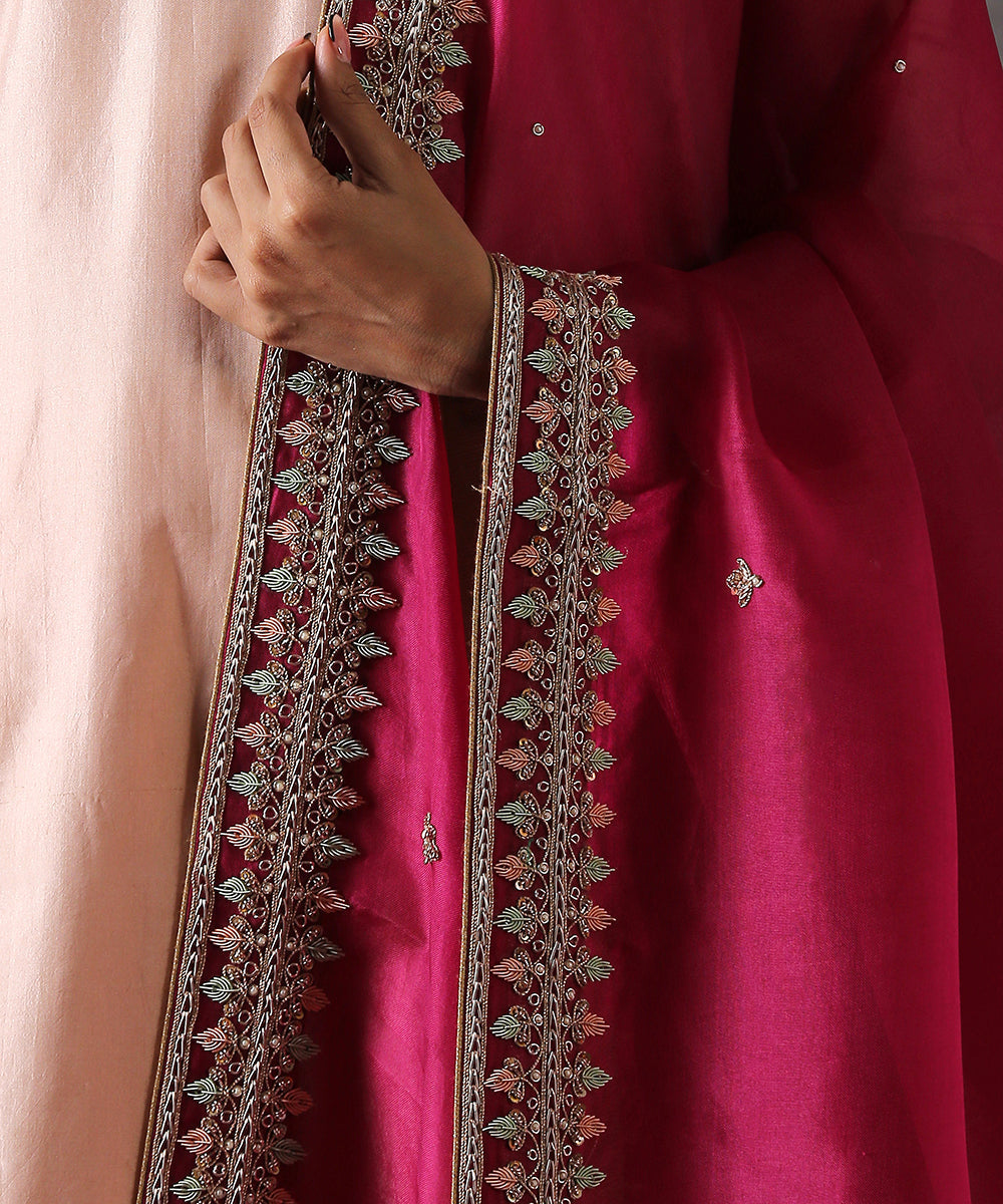 Fuchsia_Organza_Dupatta_with_Zardozi_Border_and_floral_booti_WeaverStory_03