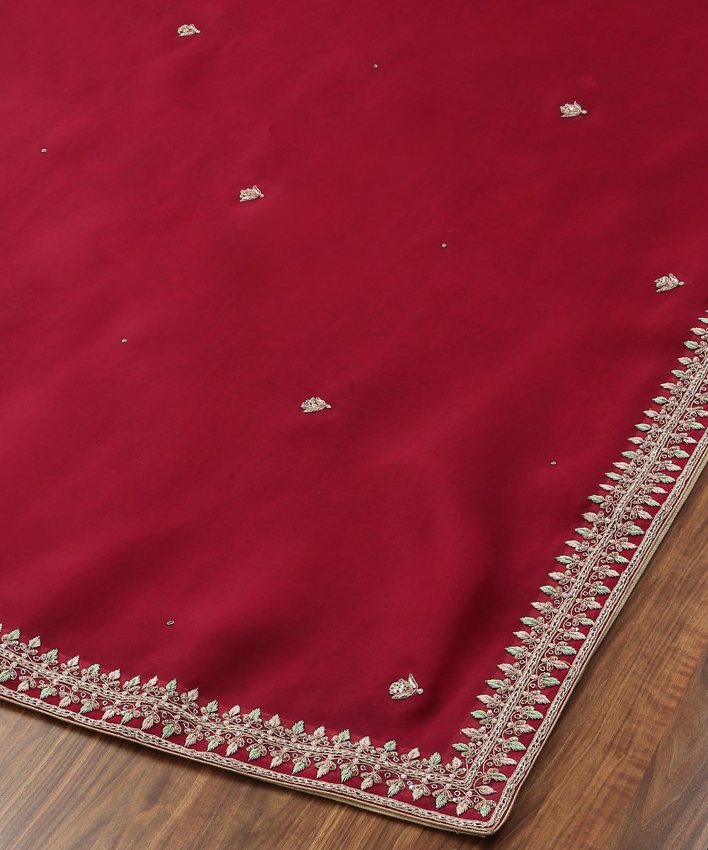 Fuchsia_Organza_Dupatta_with_Zardozi_Border_and_floral_booti_WeaverStory_03