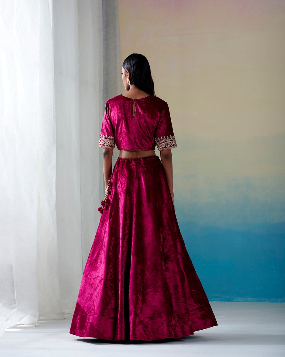 Fuchsia_Pure_Velvet_Hand_Embroidered_Zardozi_Lehenga_with_Velvet_Blouse_and_Handwoven_Organza_Dupatta_WeaverStory_03