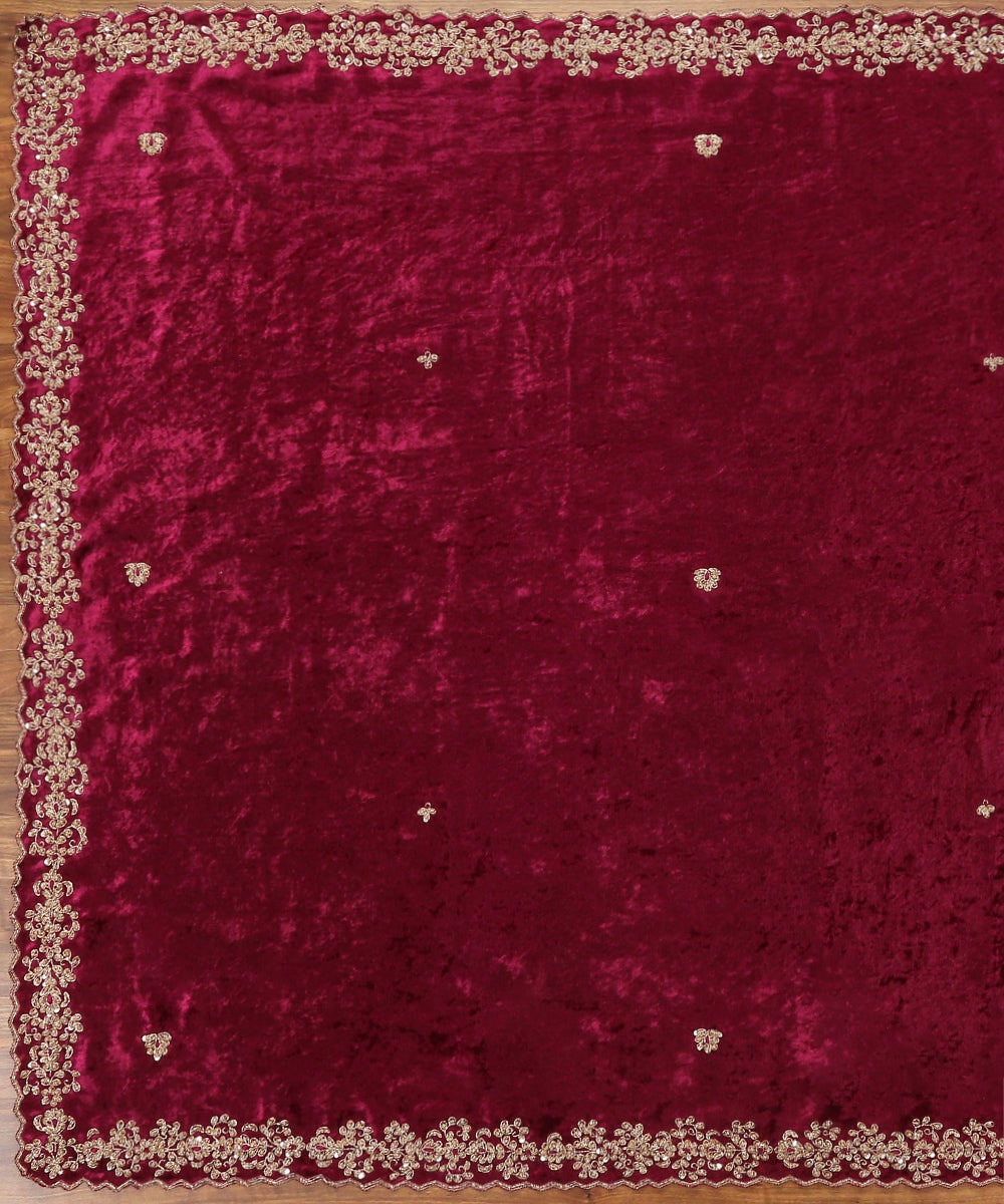 Plum_Velvet_Dupatta_with_Hand_Embroidered_Zardozi_WeaverStory_02