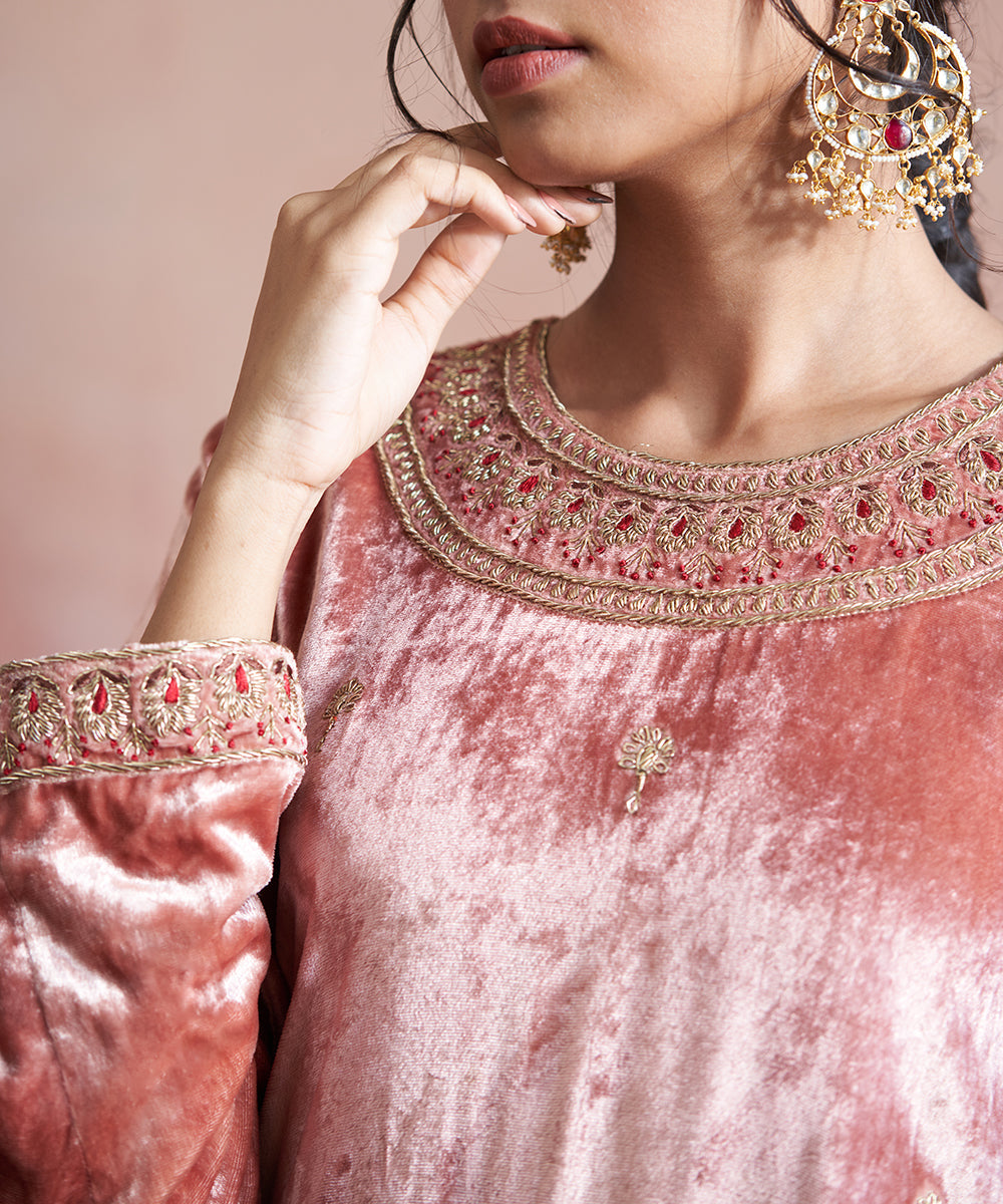 Peach Hand Embroidered Close Neck Velvet Kurta With Salwar Ready To Wear Silk Ensembles