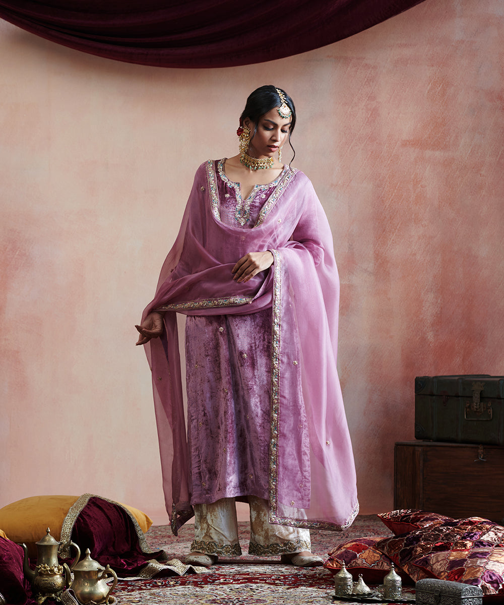 Hand_Embroidered_Plum_Kurta_With_Beige_Farshi_And_Organza_Dupatta_WeaverStory_02
