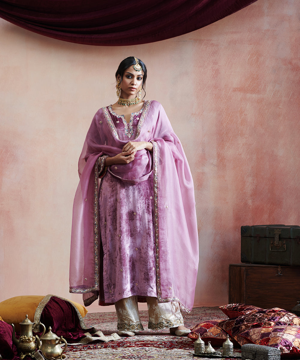 Hand_Embroidered_Plum_Kurta_With_Beige_Farshi_And_Organza_Dupatta_WeaverStory_03