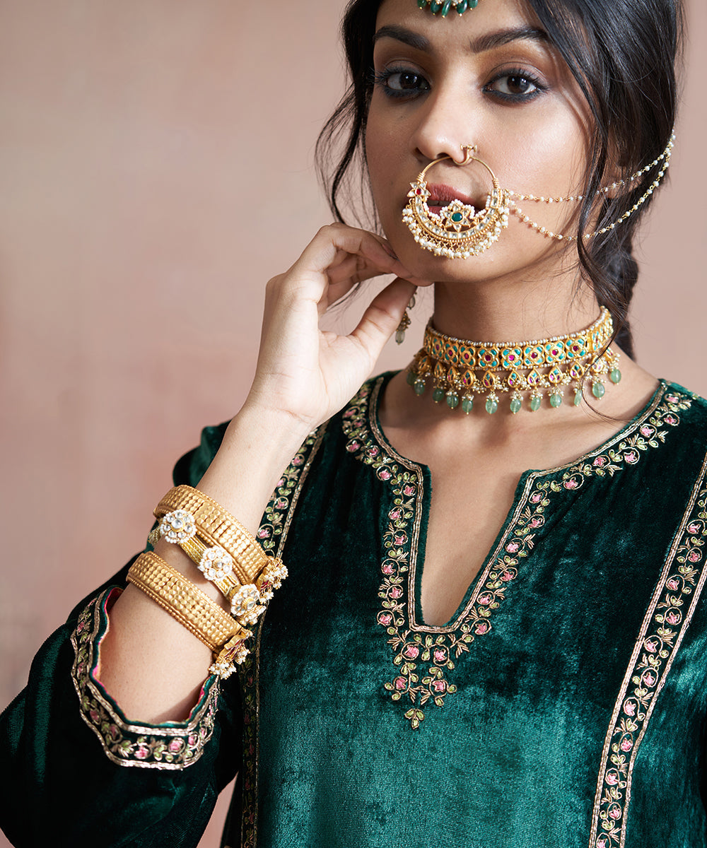 Hand_Embroidered_Dark_Green_Velvet_Kalidar_Kurta_With_Velvet_Farshi_WeaverStory_07