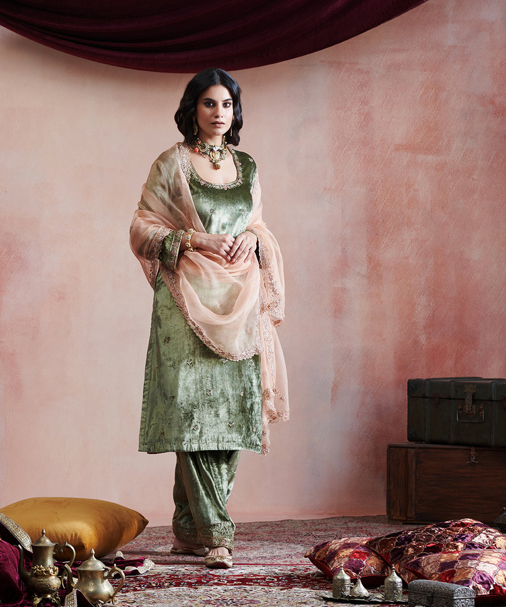 Olive_Green_Hand_Embroidered_Velvet_Kurta_With_Velvet_Salwar_WeaverStory_03