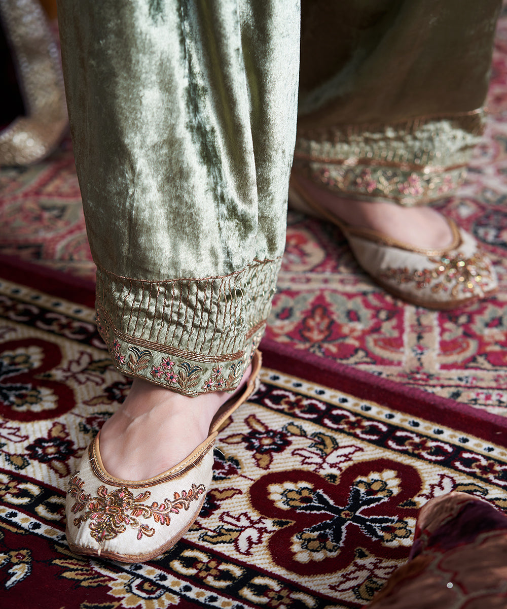 Olive_Green_Hand_Embroidered_Velvet_Kurta_With_Velvet_Salwar_WeaverStory_07