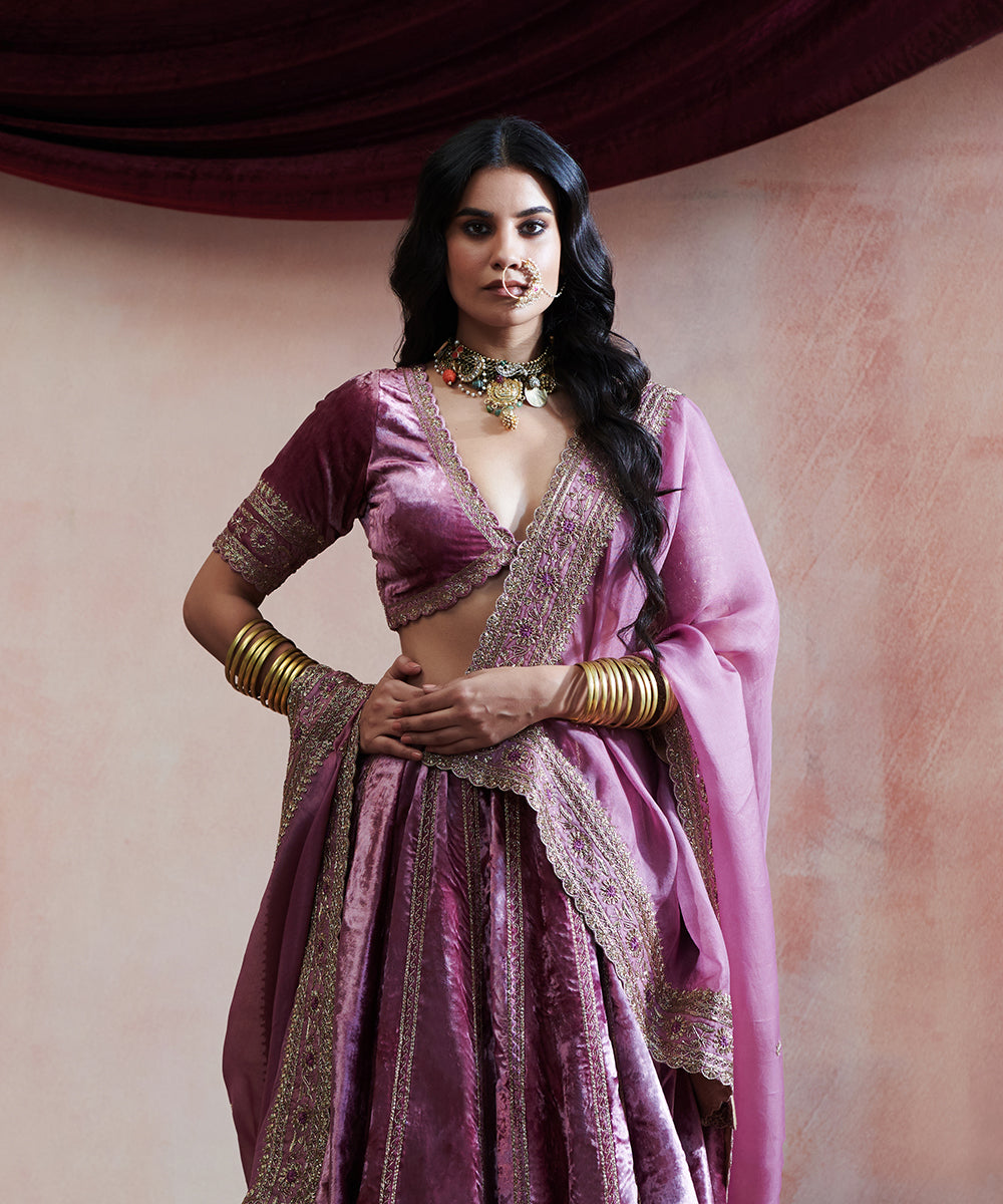 Hand_Embroidered_Grape_Velvet_Skirt_With_Blouse_And_Organza_Duptta_WeaverStory_01