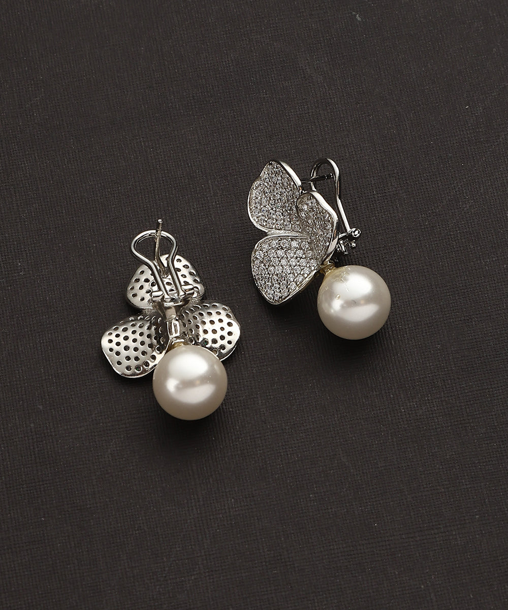 Vyas_Handcrafted_Pure_Silver_Necklace_Set_With_Semi_Precious_Stones_And_Pearls_WeaverStory_03