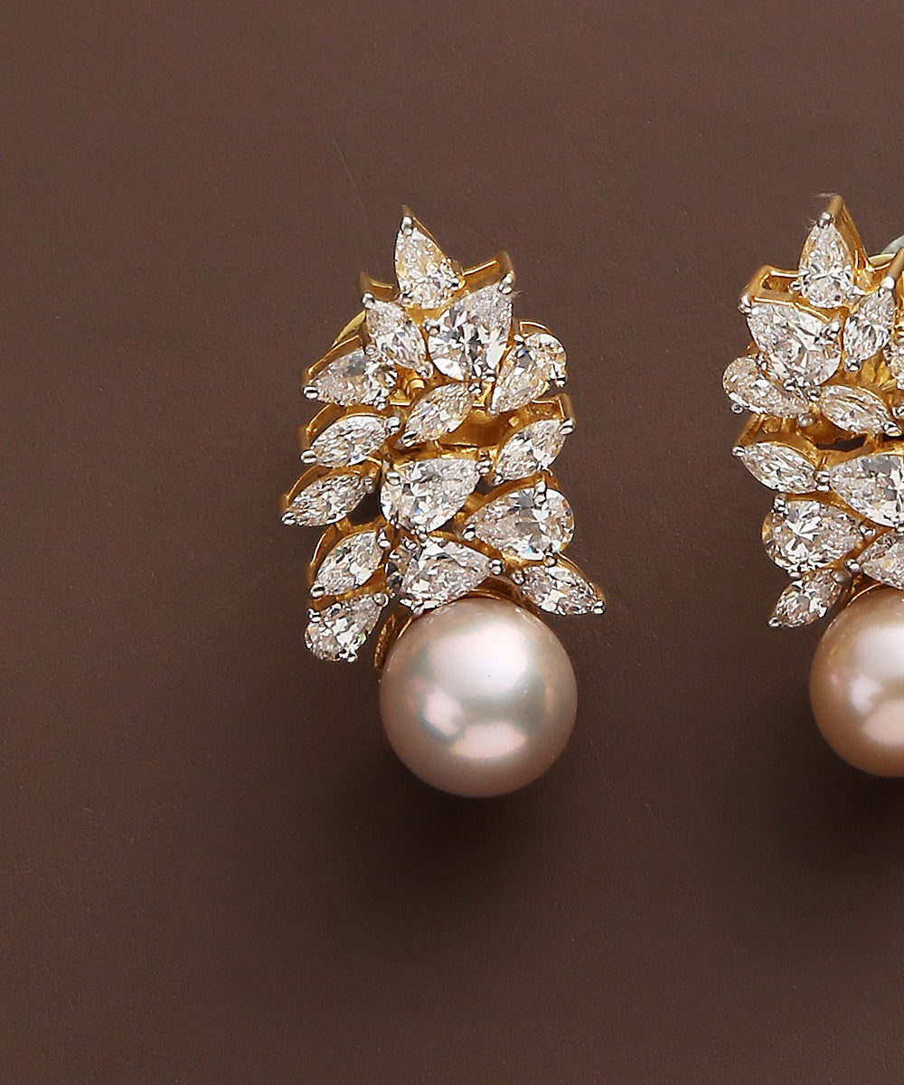 Riya_Moissanite_Polki_Earrings_Handcrafted_In_Pure_Silver_With_Pearls_WeaverStory_03