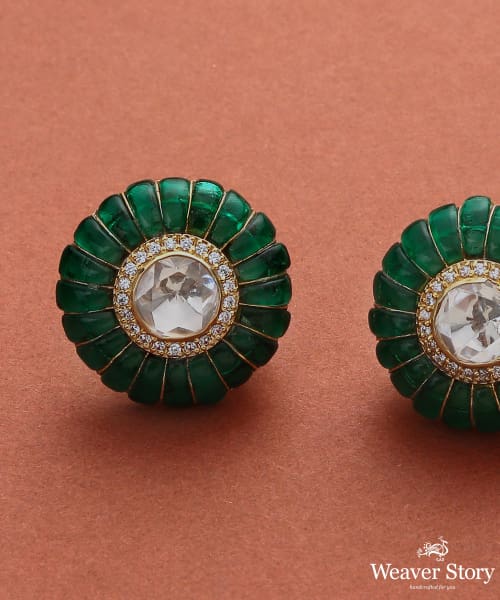 Kaira_Pure_Silver_Stud_Earring_with_Moissanite_Polki_WeaverStory_03