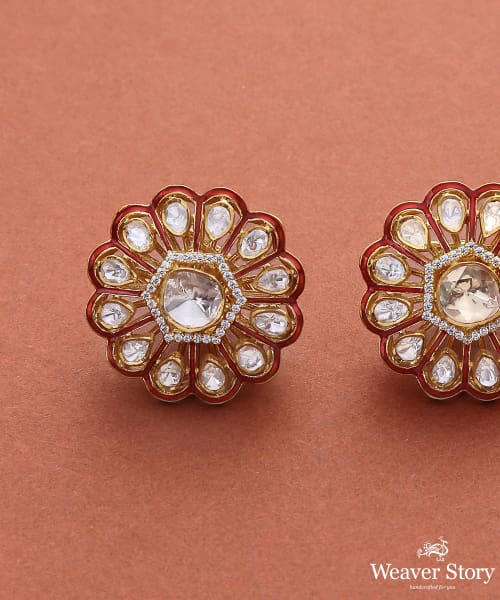 Taara_Handcrafted_Stud_Earring_with_Moissanite_Polki_and_Pure_Silver_WeaverStory_03