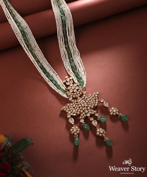 Falguni_Pure_Silver_Necklace_with_Moissanite_Polki_WeaverStory_01