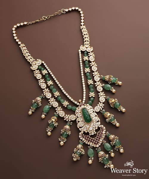 Iktara_Necklace_With_Moissanite_Polki_Handcrafted_in_Pure_Silver_WeaverStory_02