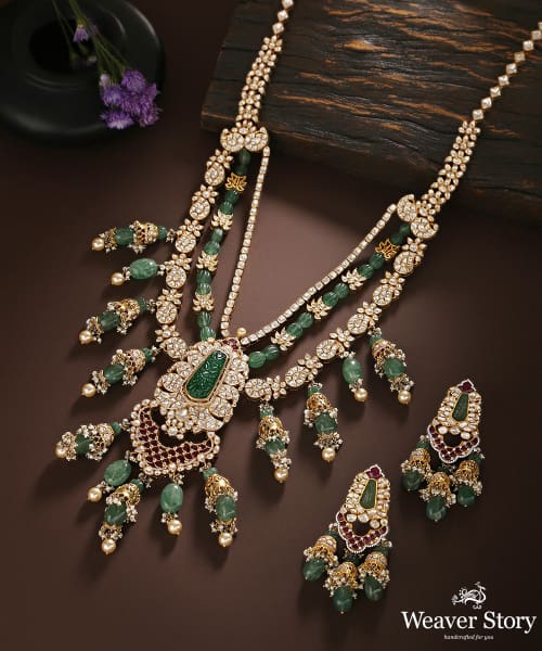 Aasia_Emeralds_And_Moissanite_Polki_Necklace_Set_Handcrafted_In_Pure_Silver_WeaverStory_01