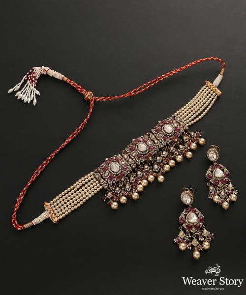 Arunima_Moissanite_Polki_Necklace_Set_Handcrafted_In_Pure_Silver_With_Ruby_And_Pearls_WeaverStory_02