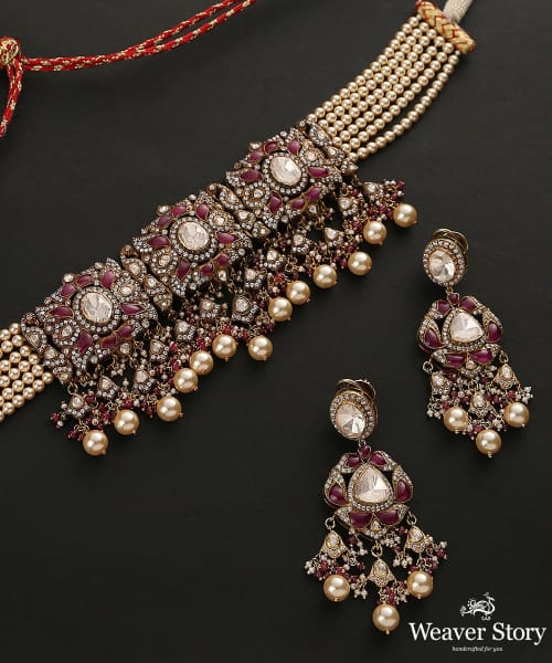 Arunima_Moissanite_Polki_Necklace_Set_Handcrafted_In_Pure_Silver_With_Ruby_And_Pearls_WeaverStory_05