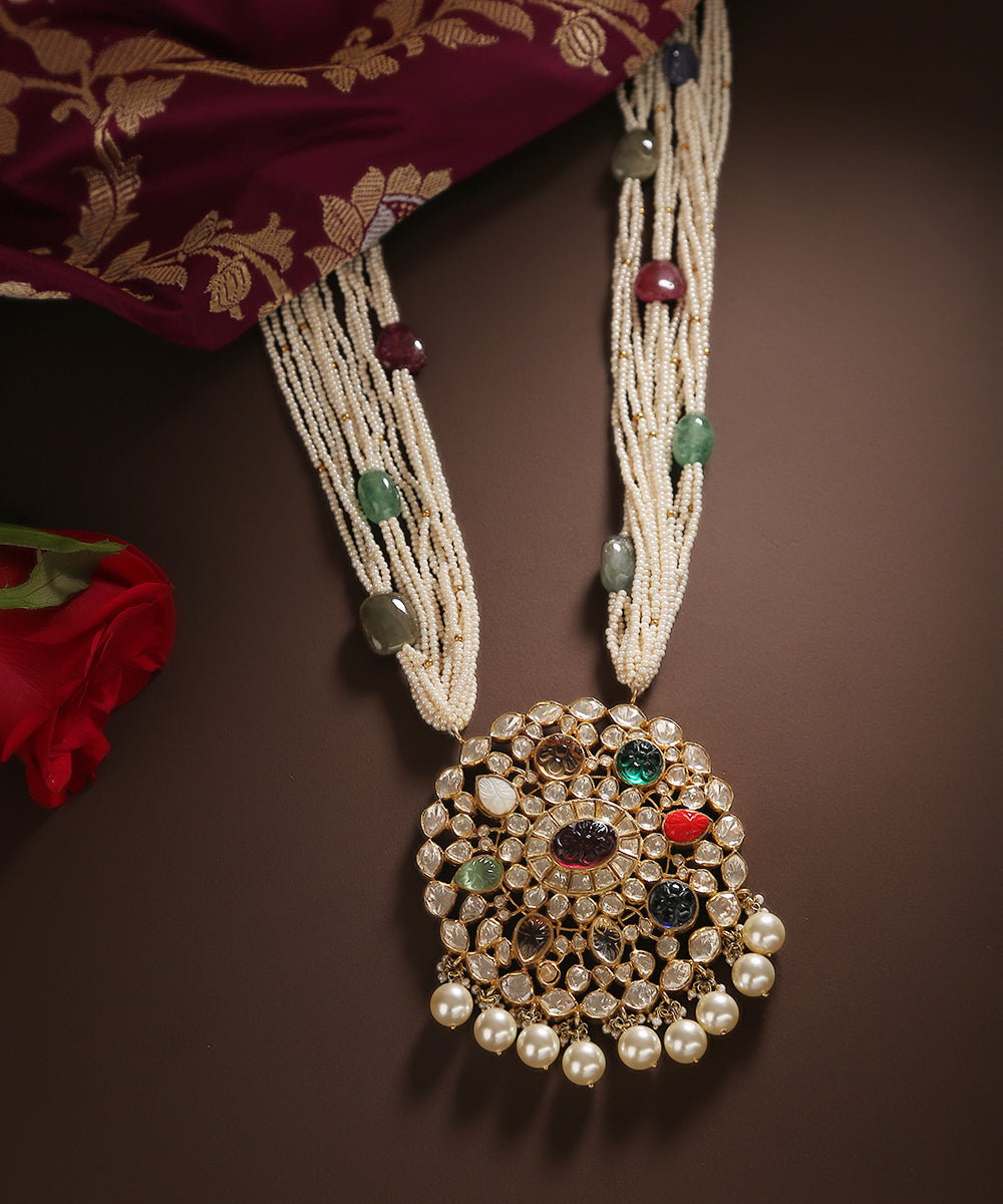Rozinah_Moissanite_Polki_Necklace_In_Pure_Silver_And_Multicolor_Stones_WeaverStory_01