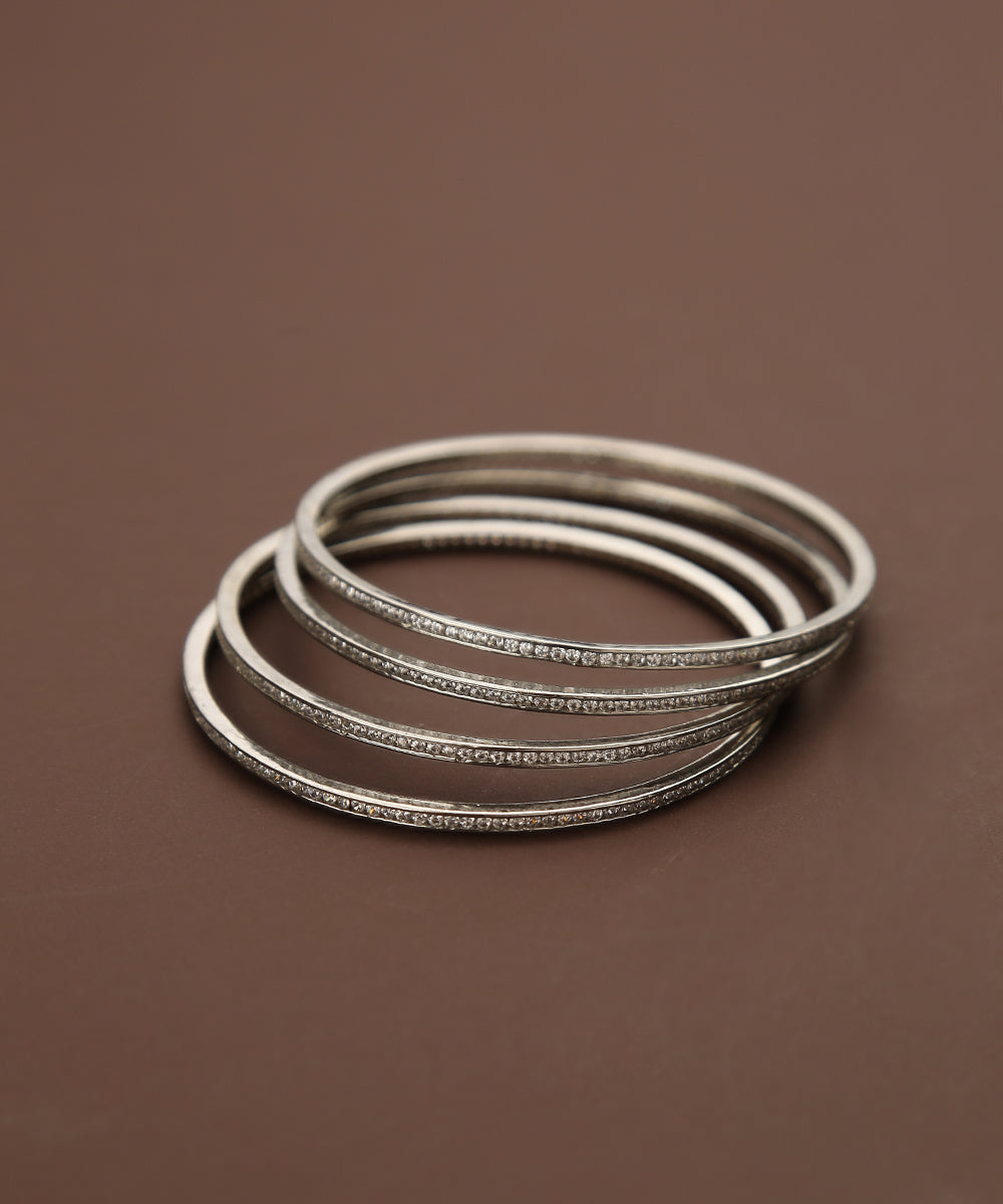 Aaima_Handcrafted_Bangle_With_Tiny_Studs_WeaverStory_02