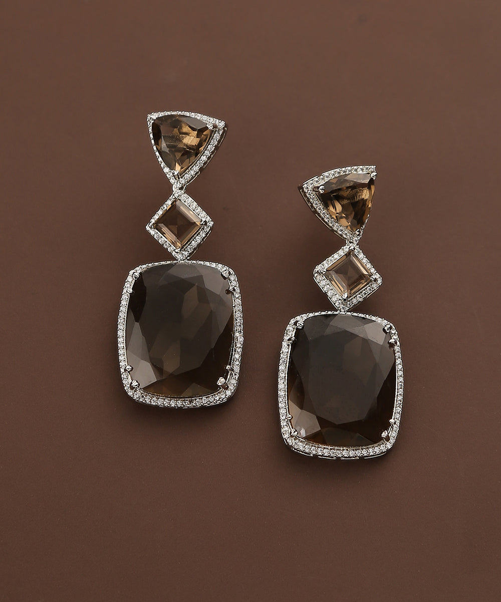 Shazmah_Handcrafted_Earrings_With_Semi_Precious_Stones_WeaverStory_02