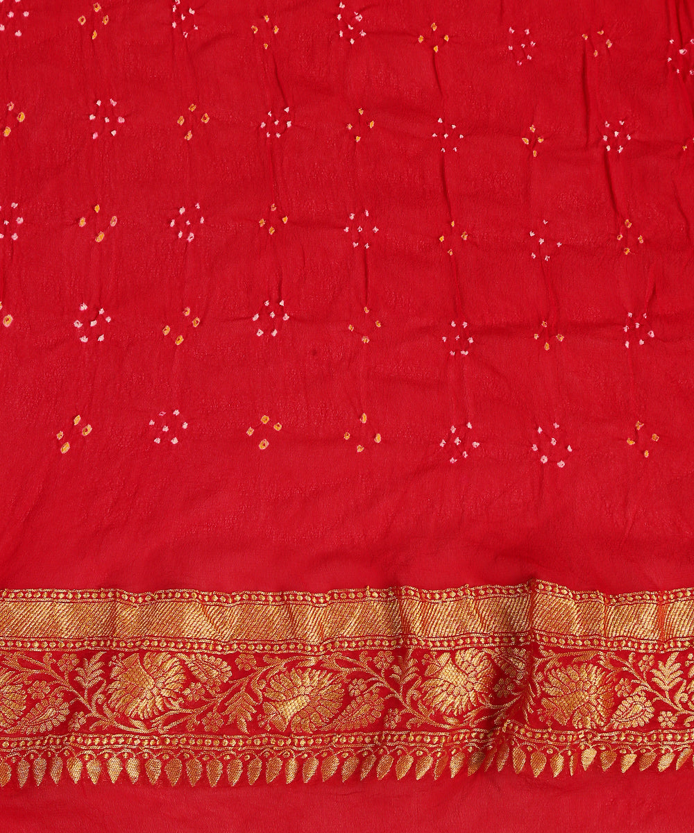 Red_And_Pink_Handloom_Pure_Georgette_Bandhani_Saree_With_Zari_WeaverStory_04