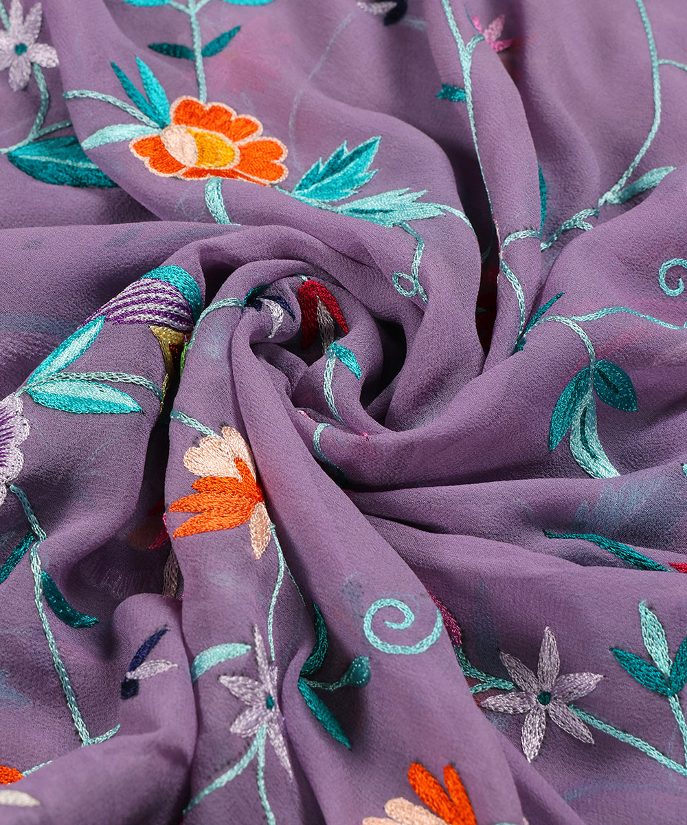 Move_Handloom_Georgette_Parsi_Gara_Stole_With_All_Over_Embroidered_Floral_Jaal_And_Bird_Motifs_WeaverStory_06