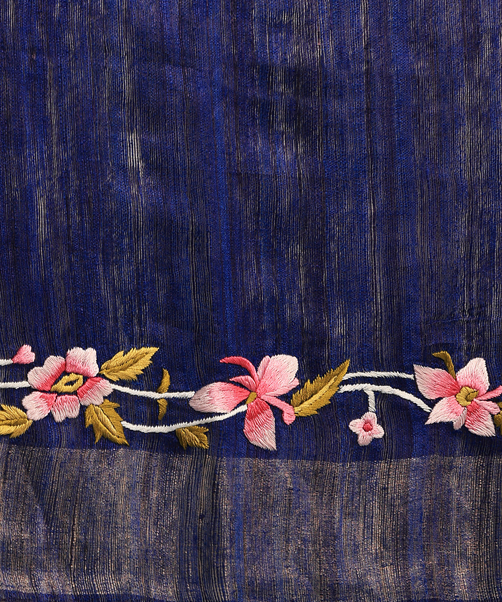 Blue_Handloom_Tussar_Silk_Parsi_Gara_Saree_With_Floral_Bel_WeaverStory_05