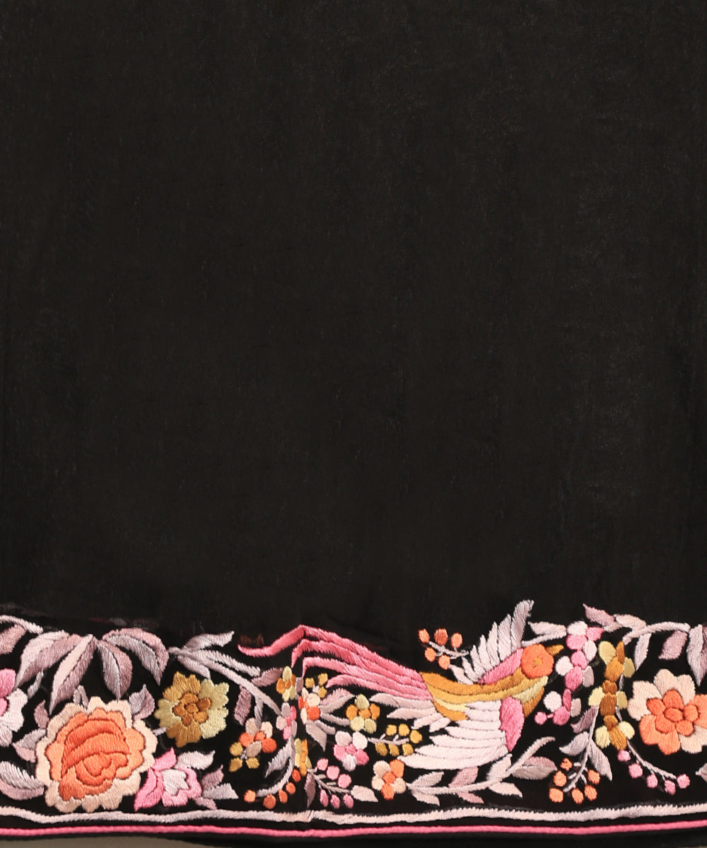 Black_Handloom_Georgette_Parsi_Gara_Saree_With_Birds_And_Floral_Jaal_WeaverStory_06