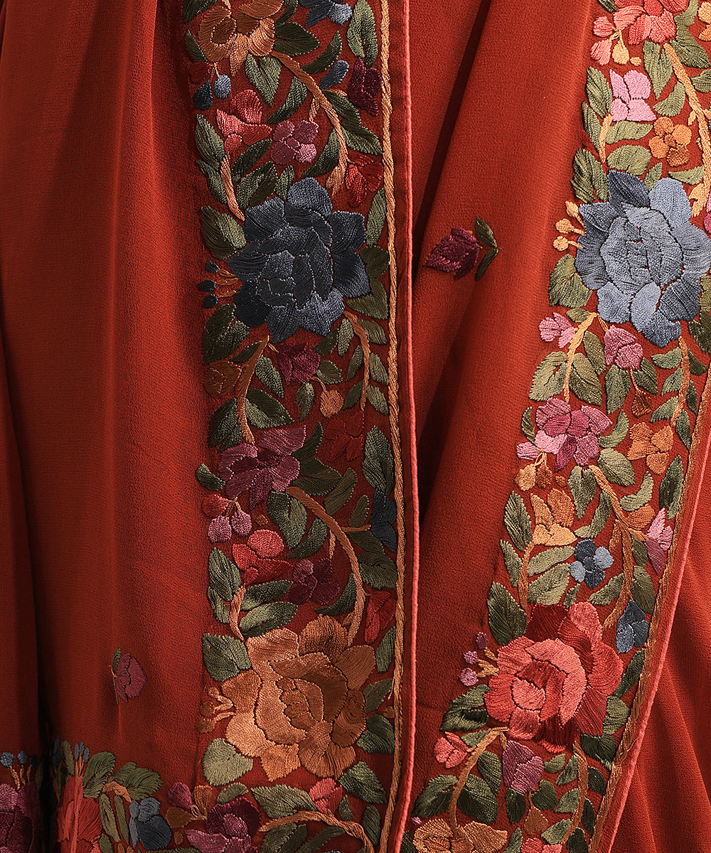 Brown_Handloom_Georgette_Parsi_Gara_Saree_With_All_Over_Booties_And_Rose_Border_WeaverStory_05