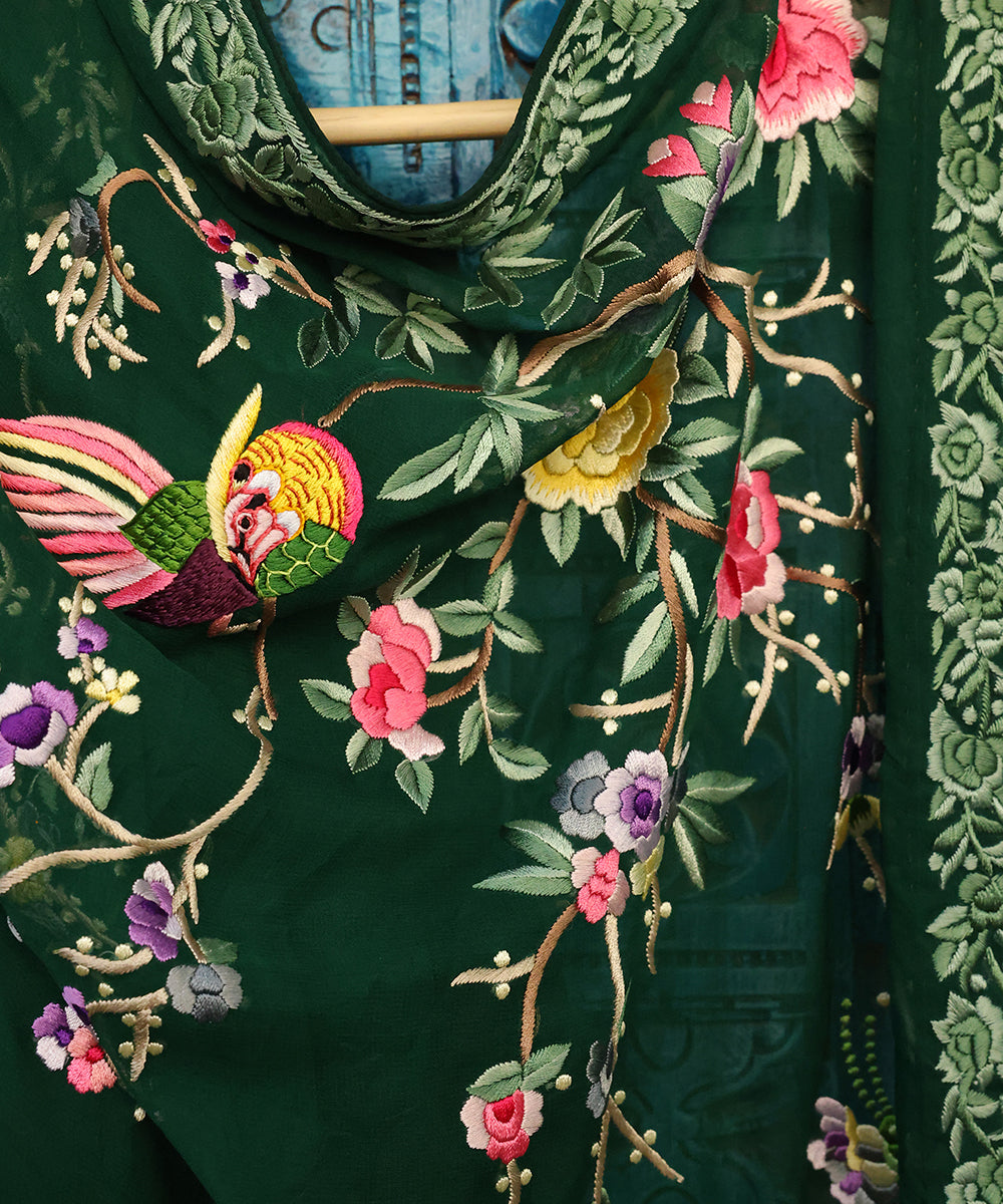 Green_Handloom_Georgette_Parsi_Gara_Dupatta_With_Embroidered_Leaf,_Flower_And_Bird_Motifs_WeaverStory_05