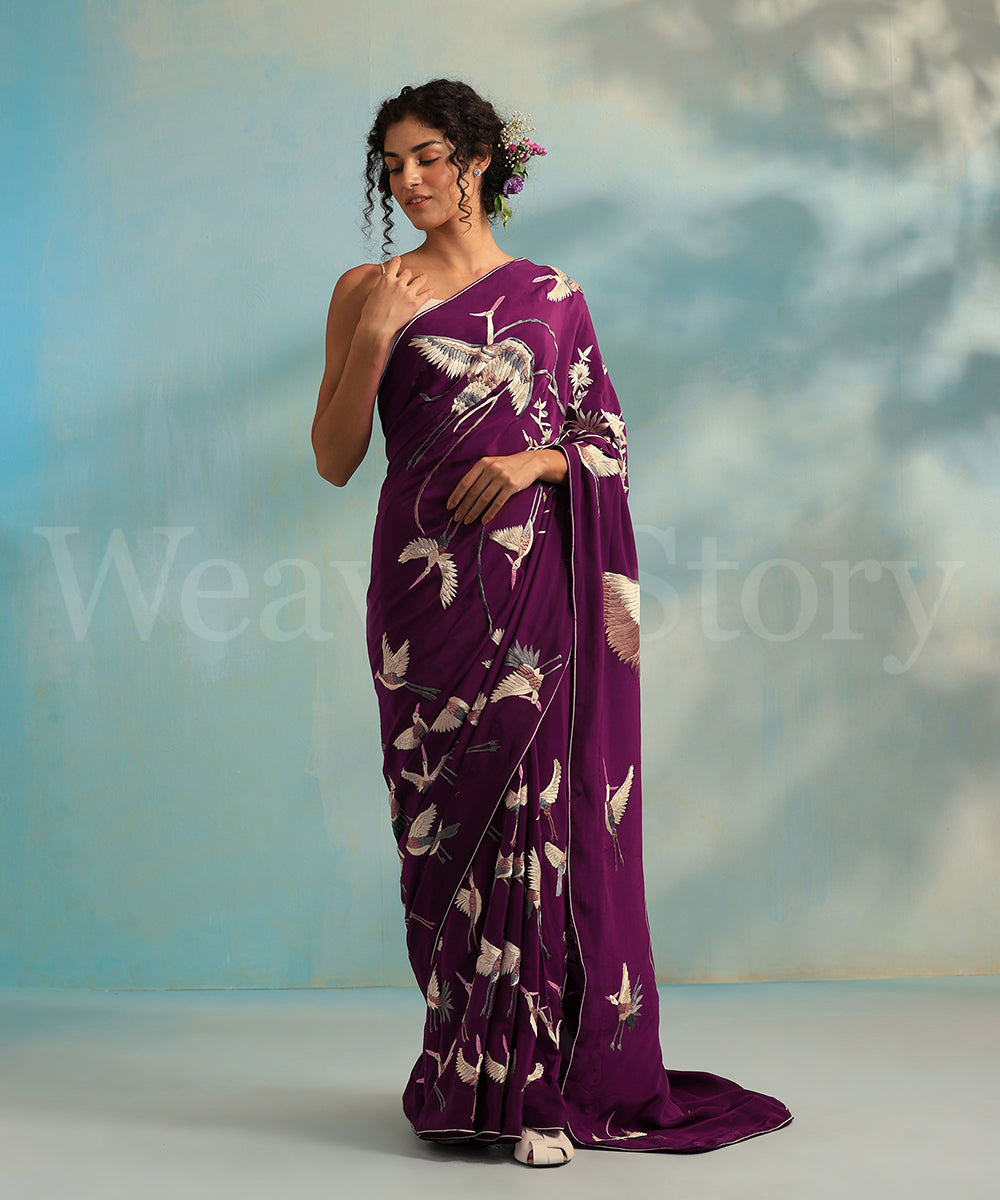 Purple_Handloom_Crepe_Parsi_Gara_Saree_With_All_over_Saras_Motifs_WeaverStory_02