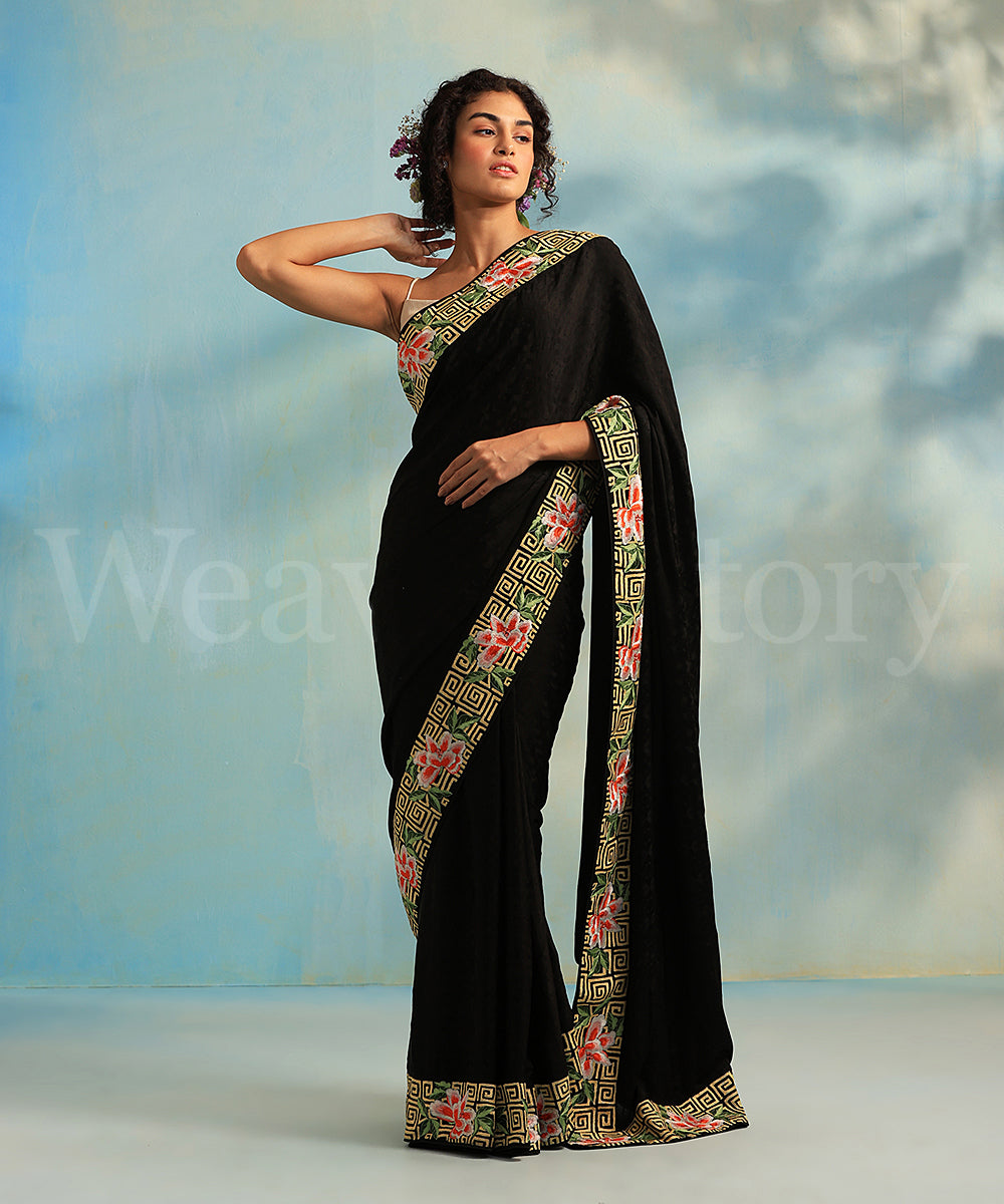 Black_Handloom_Crepe_Parsi_Gara_Saree_With_Geomatrical_Border_And_Big_Flowers_WeaverStory_02