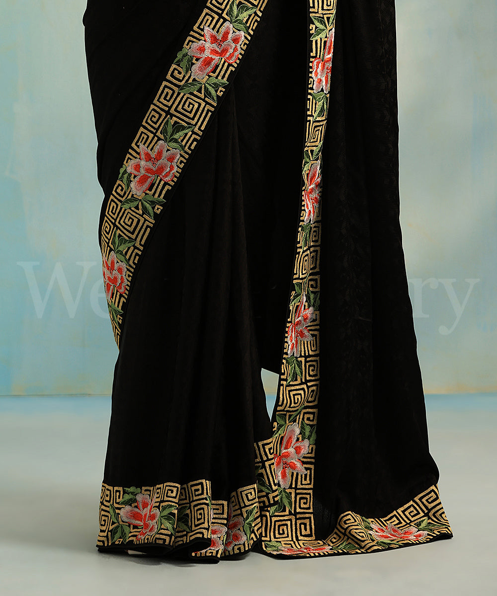 Black_Handloom_Crepe_Parsi_Gara_Saree_With_Geomatrical_Border_And_Big_Flowers_WeaverStory_04