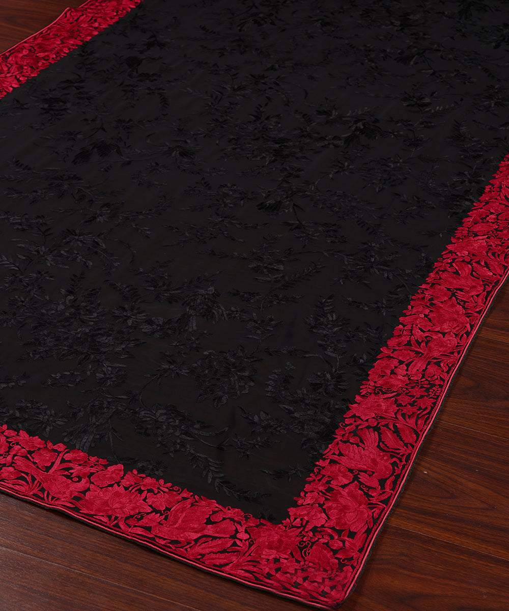 Black_Handloom_Georgette_Parsi_Gara_Dupatta_With_Embroidered_Floral_Jaal_And_Bird_Motifs_Border_WeaverStory_03