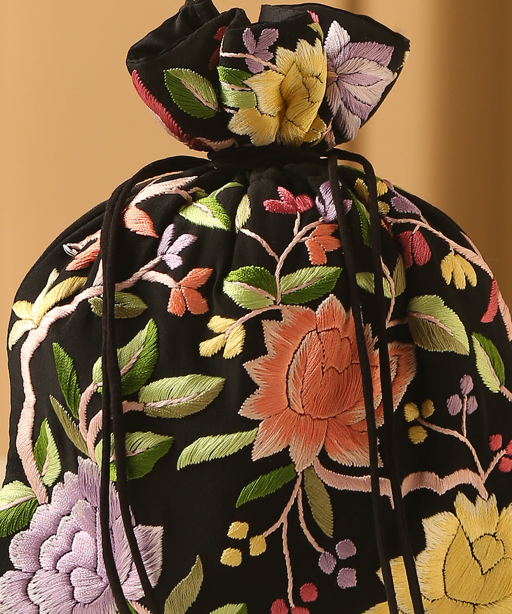 Crepe_Black_Single_Side_Hand_Embroidered_Parsi_Gara_Potli_With_Flower_Motifs_WeaverStory_03