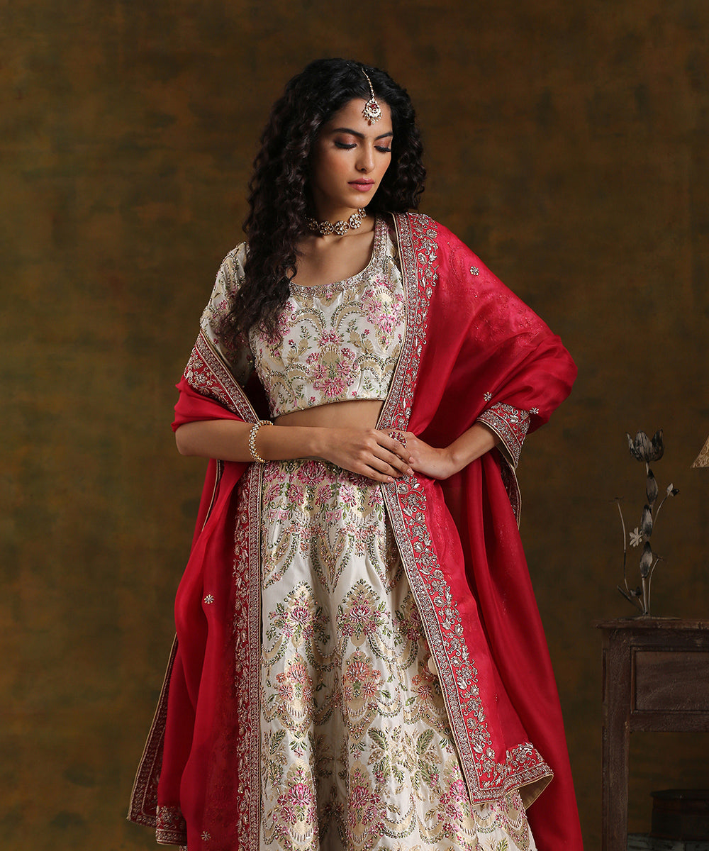 Handloom Offwhite Pure Katan Silk Banarasi Lehenga Set Stitched Lehenga