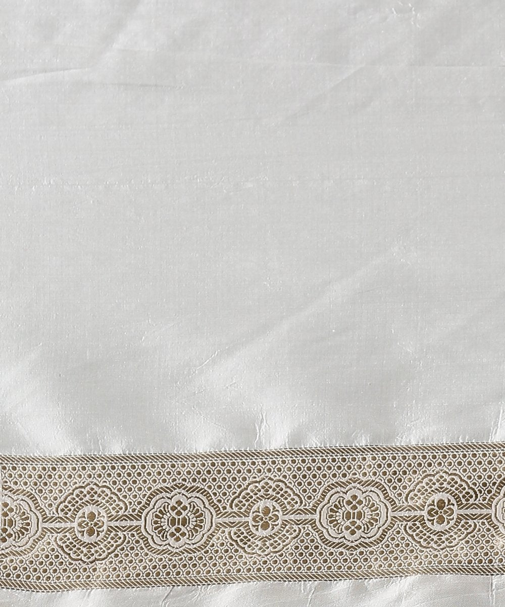 White_Handloom_Shikargah_Banarasi_Saree_With_Red_Meenakari_WeaverStory_05