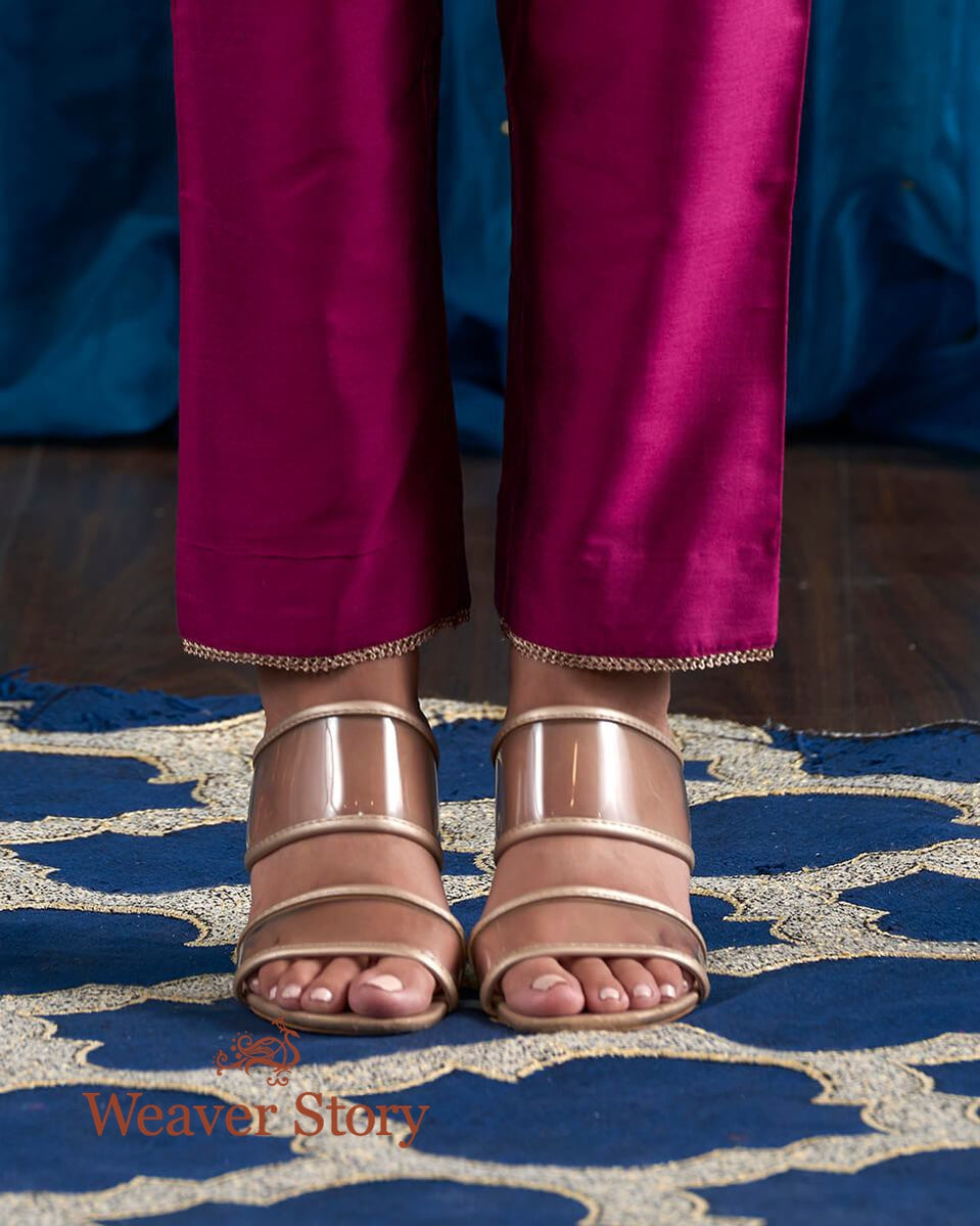 Wine_Pintux_Tunic_with_Gotta_Farshi_Pants_WeaverStory_04