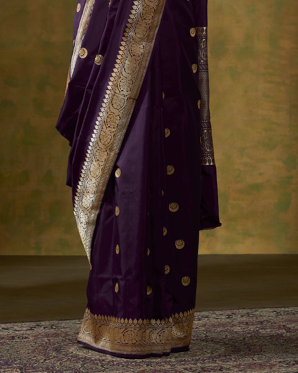 Wine_Handloom_Banarasi_Saree_with_Chand_Boota_and_Lion_Pallu_WeaverStory_04