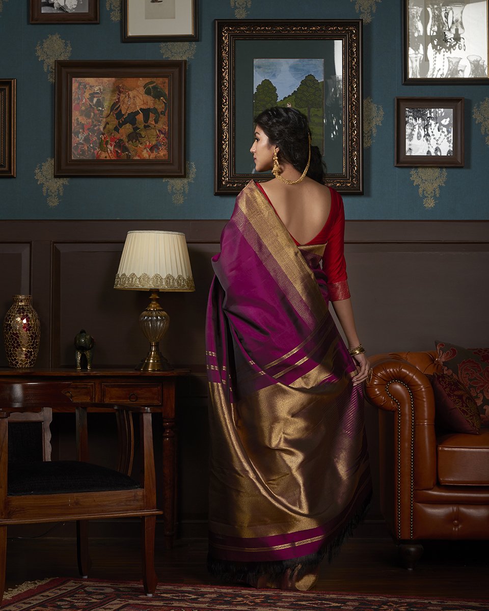 Wine_Handloom_Kanjivaram_Silk_Saree_With_Gold_Zari_Border_WeaverStory_03