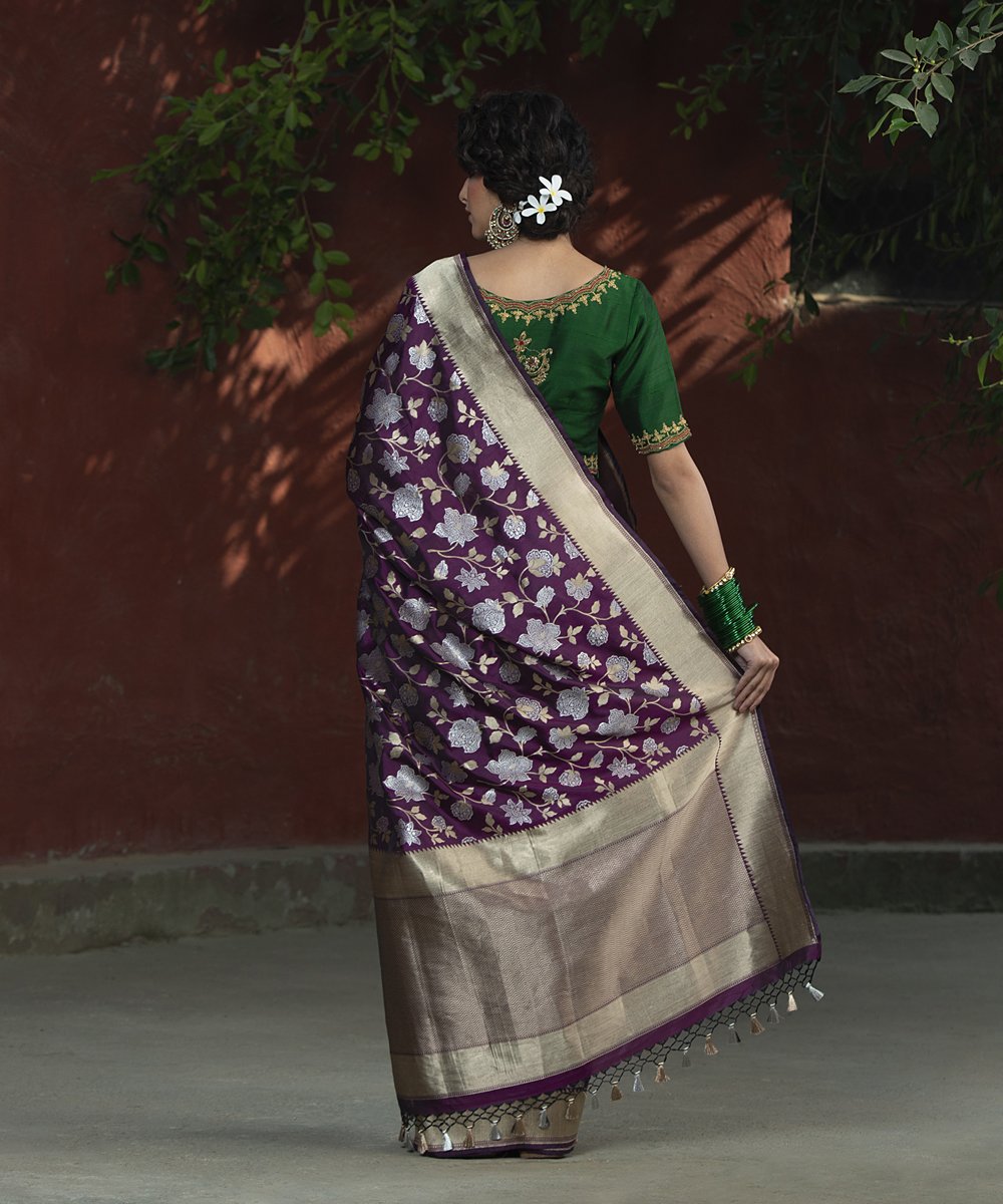 Wine_Handloom_Katan_Silk_Sona_Banarasi_Saree_Rupa_Floral_with_Jangla_Design_WeaverStory_03