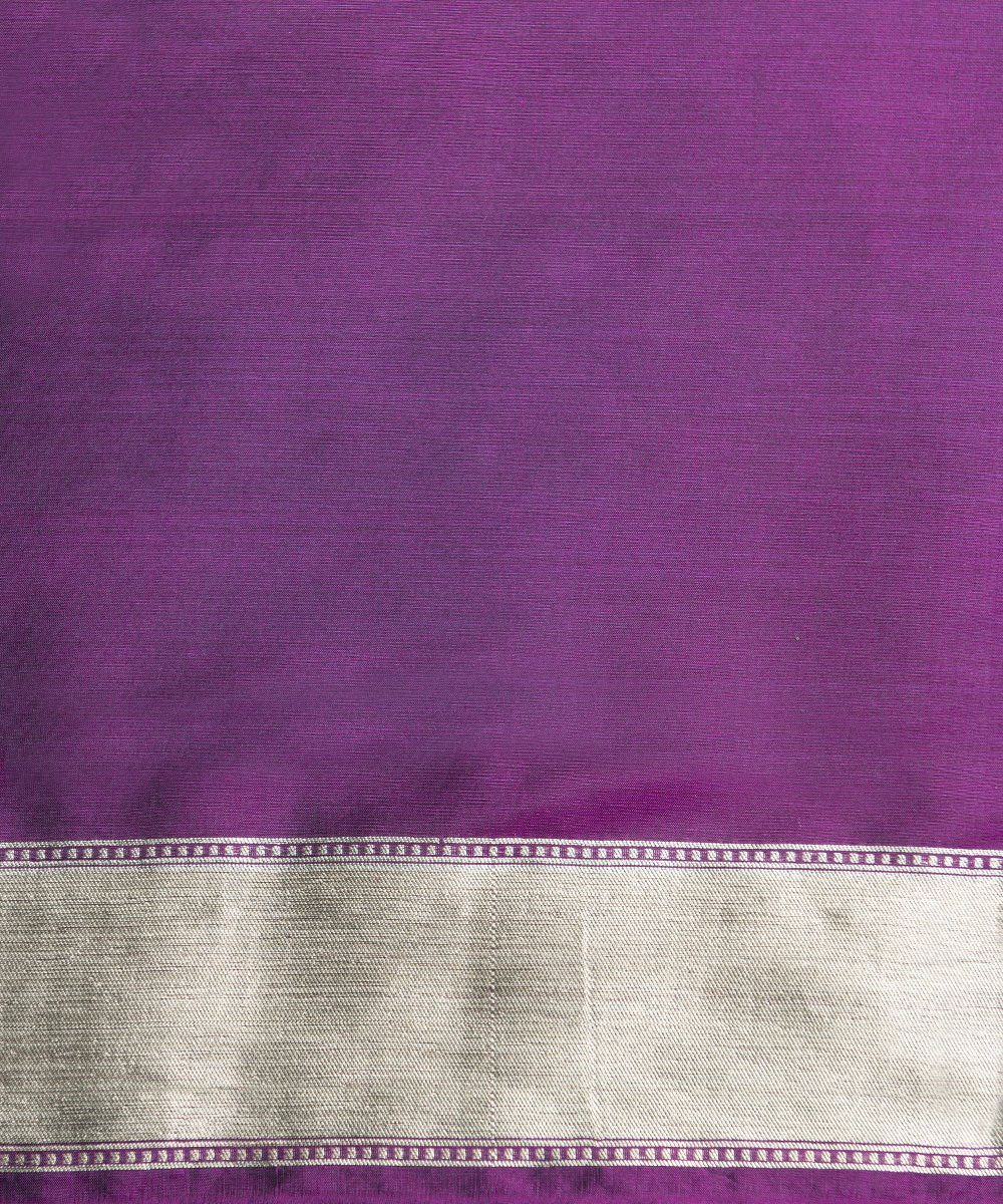 Wine_Handloom_Katan_Silk_Sona_Banarasi_Saree_Rupa_Floral_with_Jangla_Design_WeaverStory_05