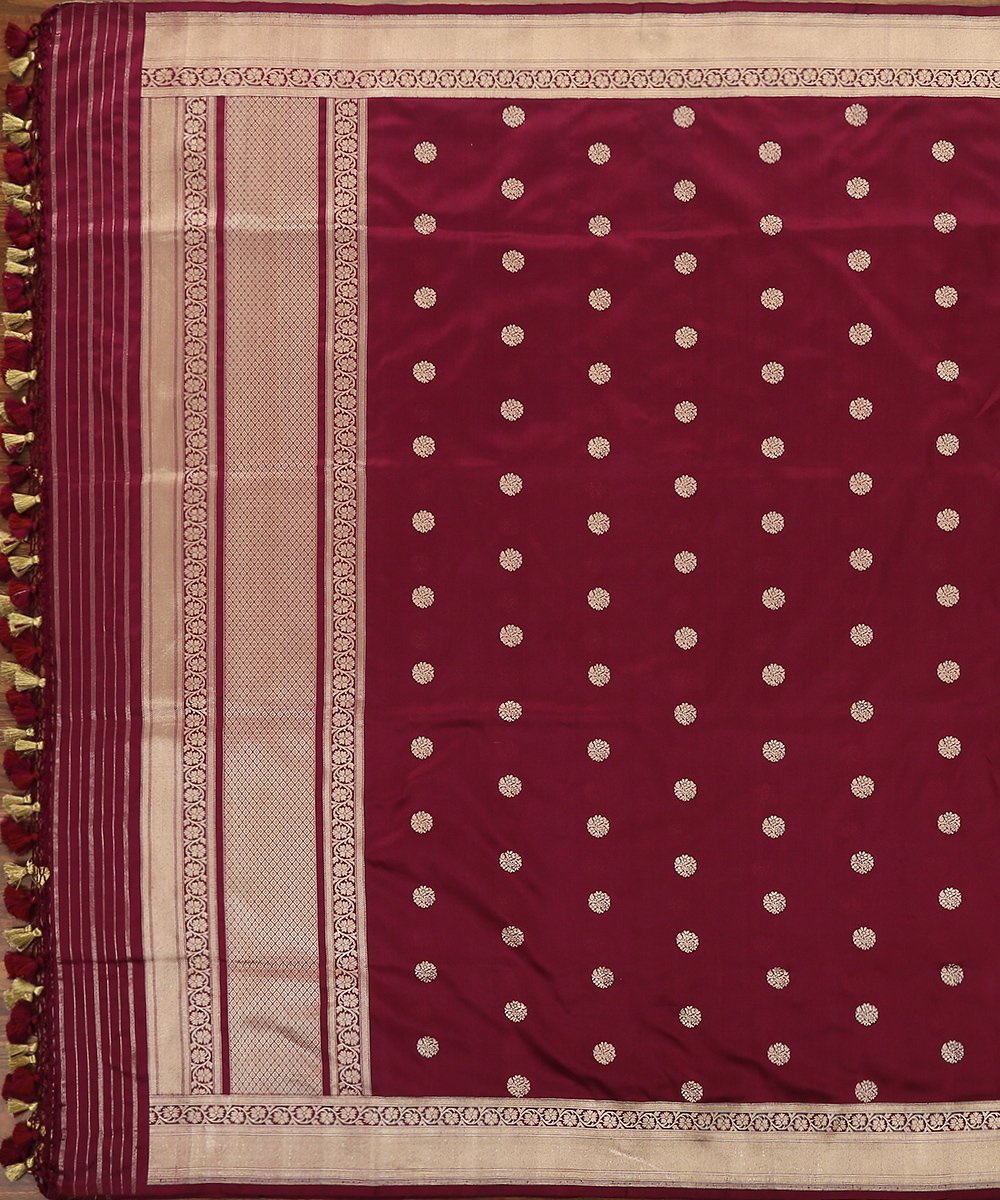 Wine_Handloom_Pure_Katan_Silk_Dupatta_with_Kadhwa_Asharfi_Booti_WeaverStory_02
