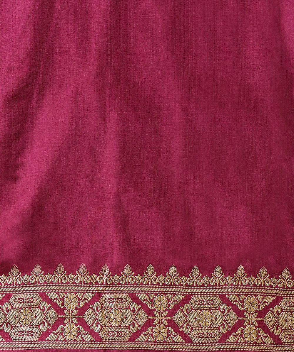 Wine_Handloom_Pure_Katan_Silk_Banarasi_Saree_with_Tanzeb_Booti_WeaverStory_05