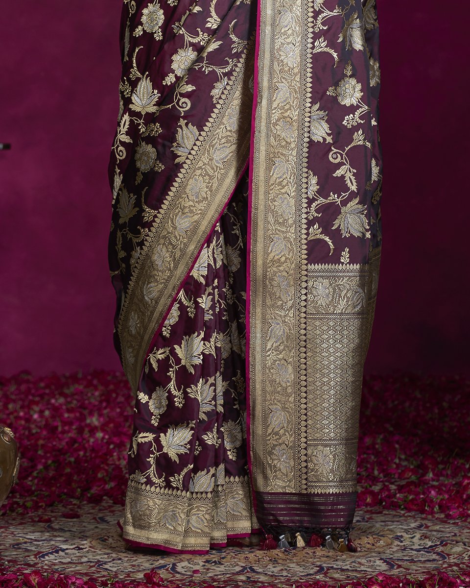 Wine_Katan_Silk_Handloom_Banarasi_Saree_with_Floral_Jaal_and_Tissue_Weft_Border_WeaverStory_04