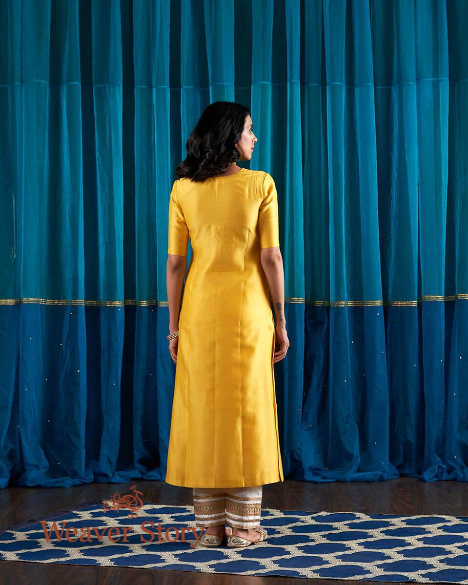 Yellow_Tagai_Tunic_with_Gotta_Farshi_Pants_WeaverStory_02