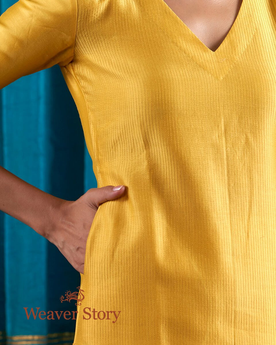 Yellow_Tagai_Tunic_with_Gotta_Farshi_Pants_WeaverStory_03